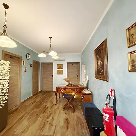 Iris Bed & Breakfast 3*