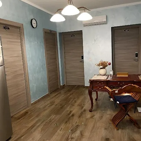 לינה וארוחת בוקר Iris רומא