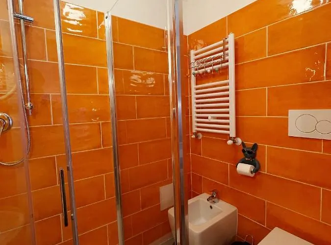 Iris Nocleg ze śniadaniem 4*